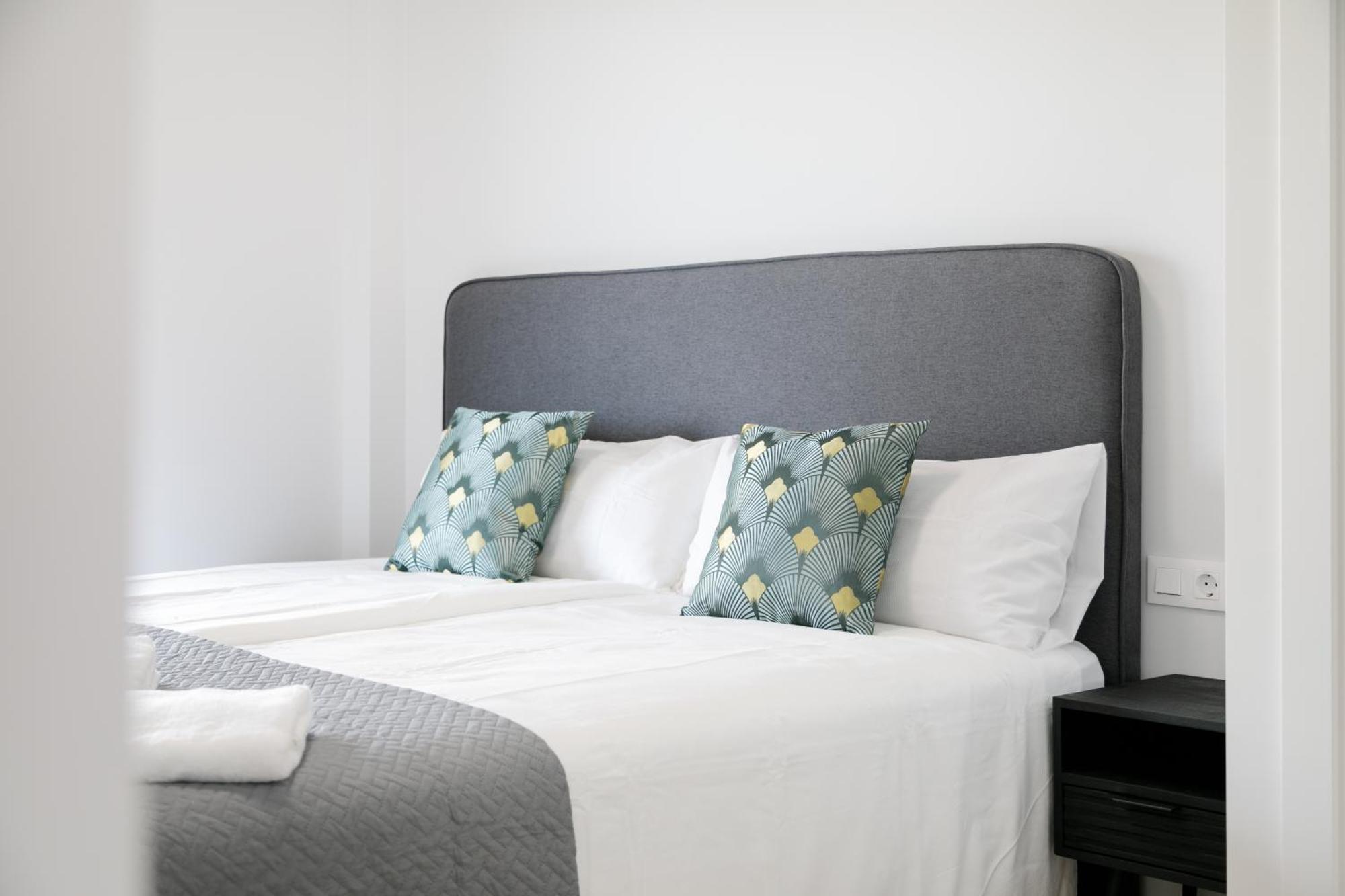Arenales Terrace Refugee New Apartment With Pool And Gym Ареналес дел Сол Екстериор снимка