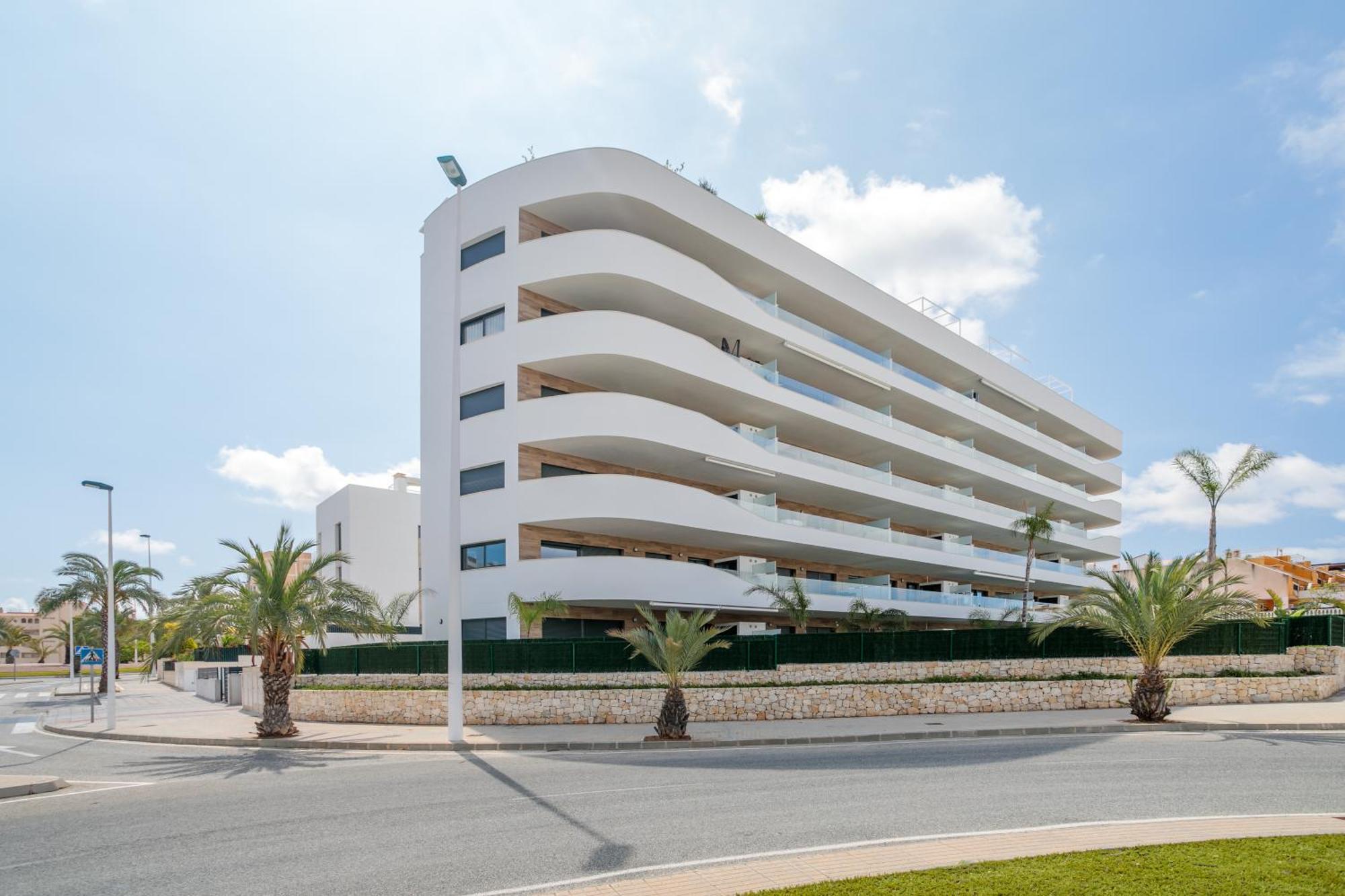 Arenales Terrace Refugee New Apartment With Pool And Gym Ареналес дел Сол Екстериор снимка